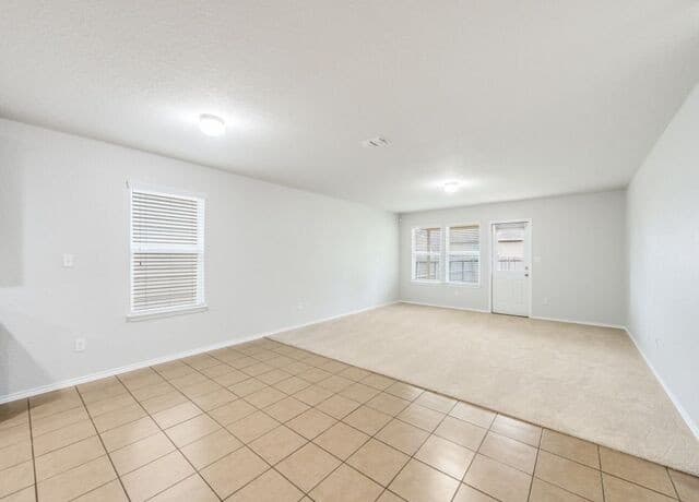 3-bedroom rental at 3711 Indian Hls in Schertz, TX — photo 5