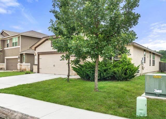 3-bedroom rental at 6622 Winding Farm in San Antonio, TX — photo 3