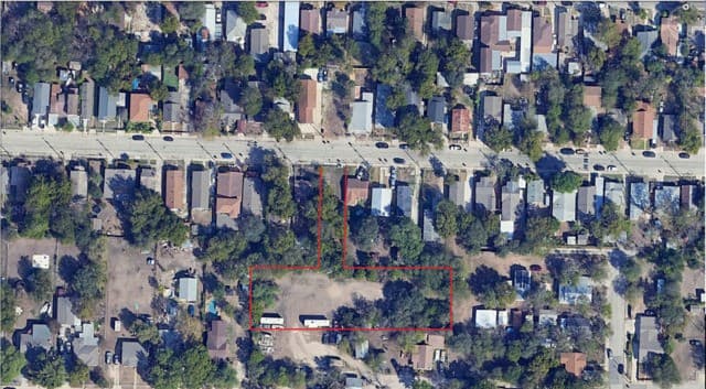 rental at 240 Hawthorne in San Antonio, TX — photo 2