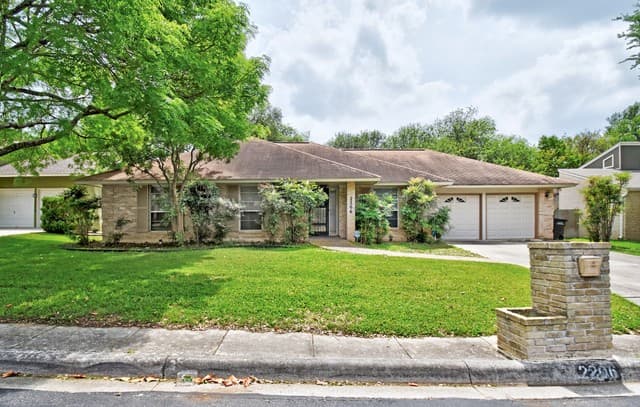 3-bedroom rental at 2206 Blueberry Hill St in San Antonio, TX — photo 1
