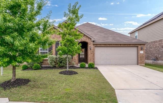 3-bedroom rental at 7634 Desperado Way in Boerne, TX — photo 1