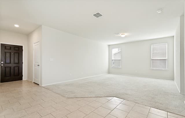 4-bedroom rental at 10628 Rayburn Lndg in San Antonio, TX — photo 4