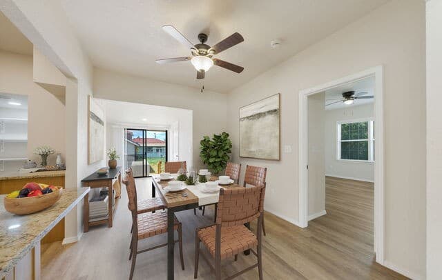 4-bedroom rental at 1321 Waverly Ave in San Antonio, TX — photo 5