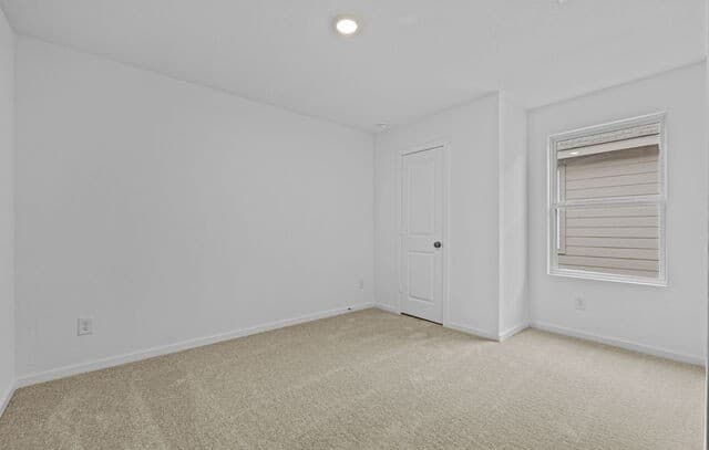 4-bedroom rental at 12619 Kathleen St in St Hedwig, TX — photo 4