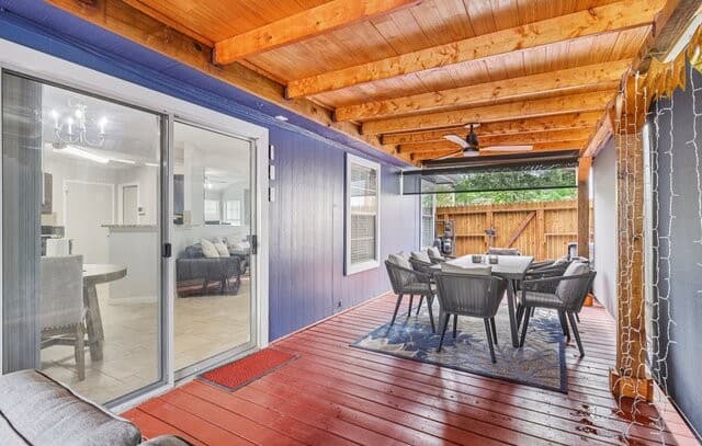 2-bedroom rental at 12131 Stoney Cv in San Antonio, TX — photo 1