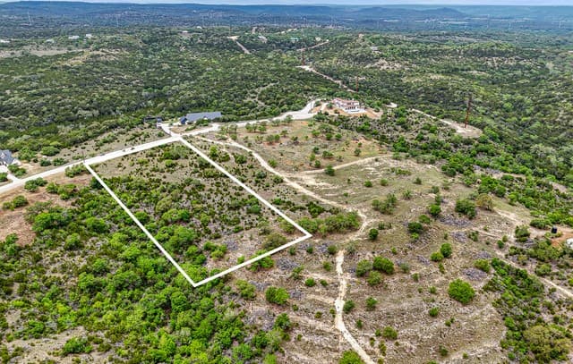 rental at 0 Rockwall Pt in Boerne, TX — photo 3