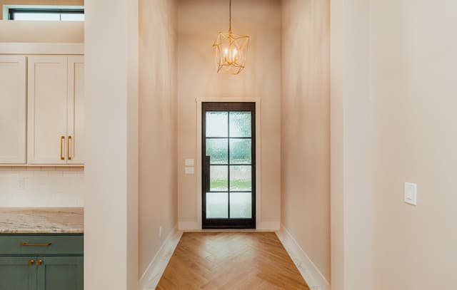 4-bedroom rental at 104 Reserve Court in La Vernia, TX — photo 5