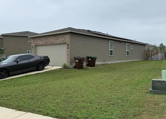 3-bedroom rental at 7408 Playa Xing in San Antonio, TX — photo 2