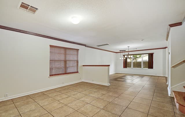 3-bedroom rental at 3115 Arkansas Oak in San Antonio, TX — photo 4