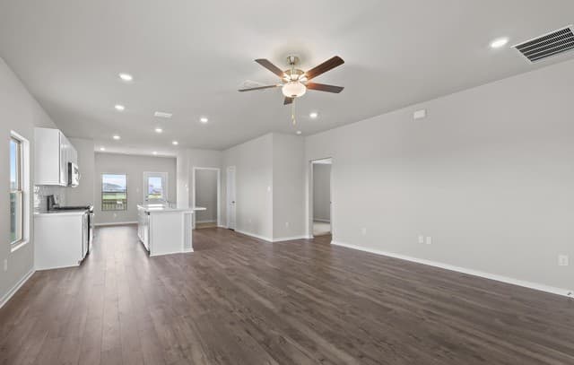 3-bedroom rental at 5120 Park Cape in Schertz, TX — photo 4