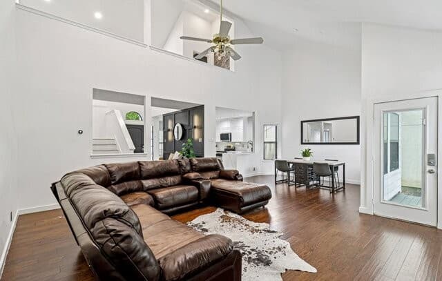3-bedroom rental at 15115 Oak Briar in San Antonio, TX — photo 4