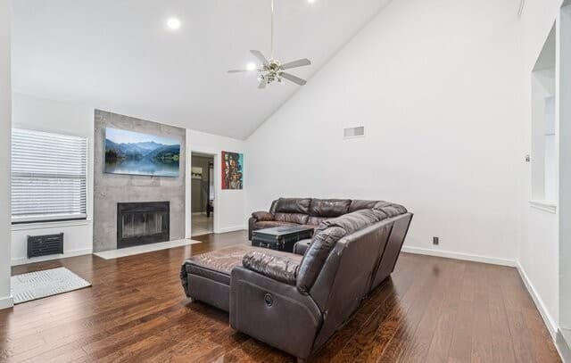3-bedroom rental at 15115 Oak Briar in San Antonio, TX — photo 5