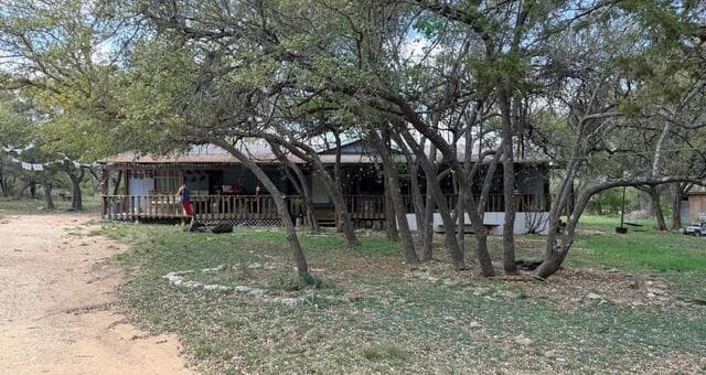 3-bedroom rental at 309 Hidden Hollow in Blanco, TX — photo 2