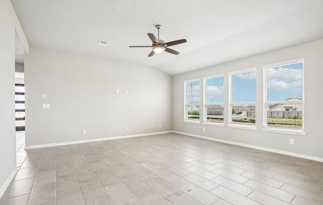 3-bedroom rental at 9813 Jetty Mills in San Antonio, TX — photo 5