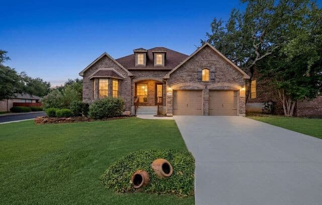 4-bedroom rental at 2510 Verona Park in San Antonio, TX — photo 1