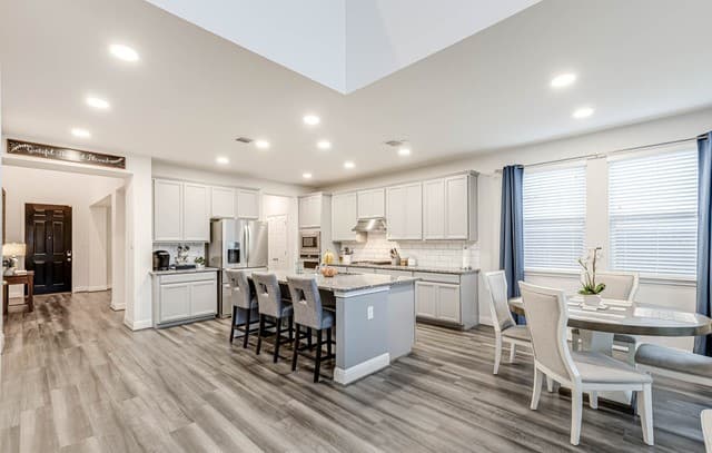 4-bedroom rental at 2211 Castello Way in San Antonio, TX — photo 2