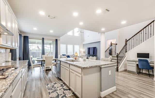 4-bedroom rental at 2211 Castello Way in San Antonio, TX — photo 3