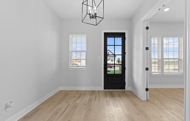 4-bedroom rental at 174 Azalea Aly in Castroville, TX — photo 3