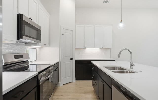2-bedroom rental at 1147 Paniolo Dr in Boerne, TX — photo 5