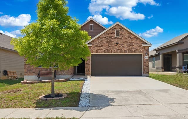 3-bedroom rental at 4514 Stetson Run in San Antonio, TX — photo 1