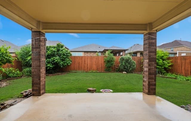 4-bedroom rental at 12323 Pecos Valley in San Antonio, TX — photo 2