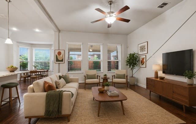 4-bedroom rental at 12323 Pecos Valley in San Antonio, TX — photo 4