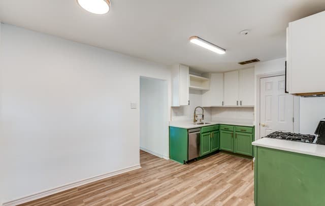 3-bedroom rental at 3611 Devon in San Antonio, TX — photo 5