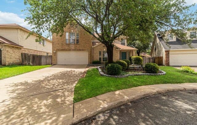 3-bedroom rental at 5110 Stormy Breeze in San Antonio, TX — photo 2
