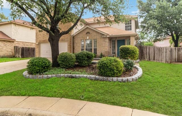 3-bedroom rental at 5110 Stormy Breeze in San Antonio, TX — photo 3