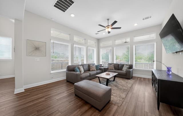4-bedroom rental at 11218 Coppola in San Antonio, TX — photo 4