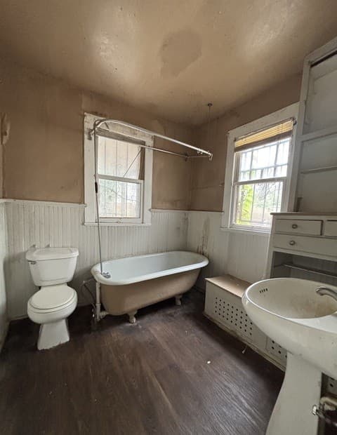 2-bedroom rental at 206 Piedmont Ave in San Antonio, TX — photo 5