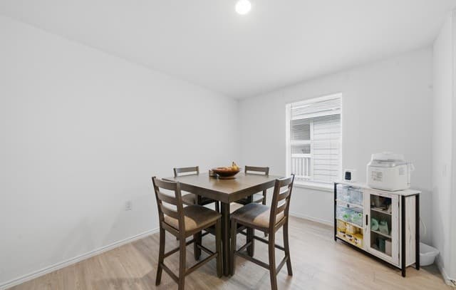 3-bedroom rental at 927 Magrum Way in San Antonio, TX — photo 5