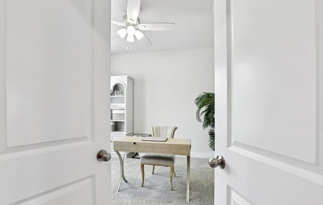 4-bedroom rental at 25330 Donahue in San Antonio, TX — photo 4
