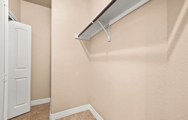 3-bedroom rental at 2910 Owasso St in San Antonio, TX — photo 5