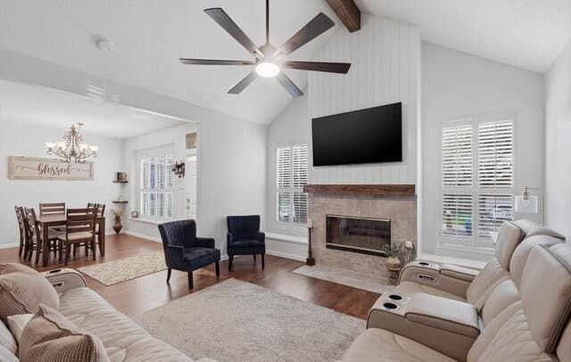 3-bedroom rental at 16915 Brookwood in San Antonio, TX — photo 5