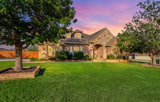 4-bedroom rental at 3335 Harvest Crst in Marion, TX — photo 2