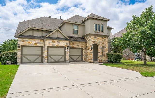 4-bedroom rental at 744 Mesa Verde in Schertz, TX — photo 1