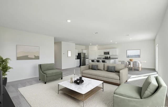5-bedroom rental at 7251 King Bend in San Antonio, TX — photo 3