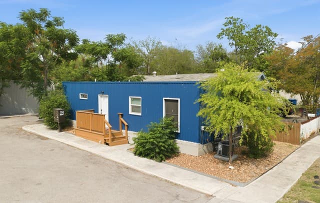 rental at 1033 Rivas in San Antonio, TX — photo 3