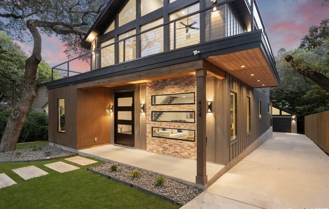 4-bedroom rental at 434 College Blvd in Alamo Heights, TX — photo 4