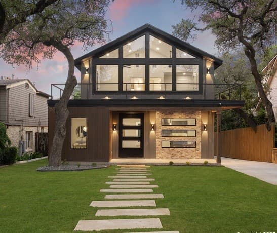 4-bedroom rental at 434 College Blvd in Alamo Heights, TX — photo 5