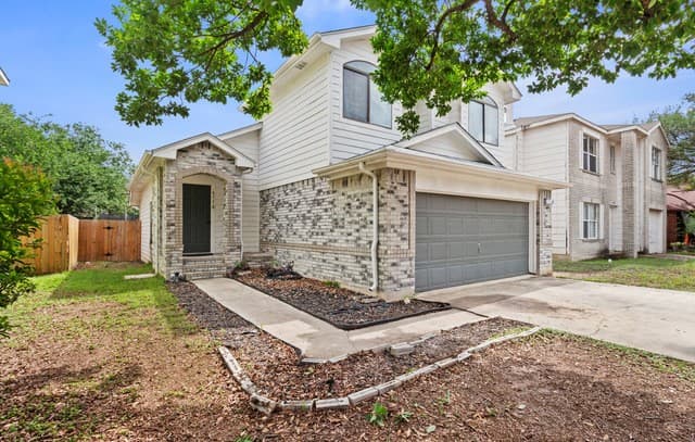 3-bedroom rental at 6110 Ashley Spgs in San Antonio, TX — photo 1