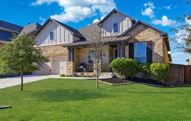 5-bedroom rental at 7715 Goldstrike Dr in San Antonio, TX — photo 1