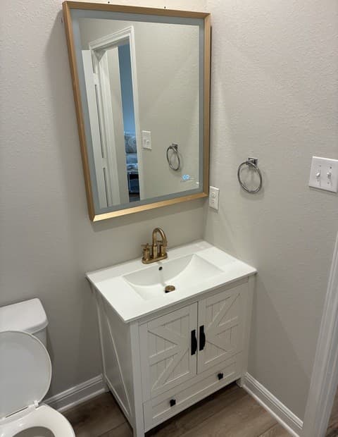 5-bedroom rental at 7330 Sharma Valley in San Antonio, TX — photo 3