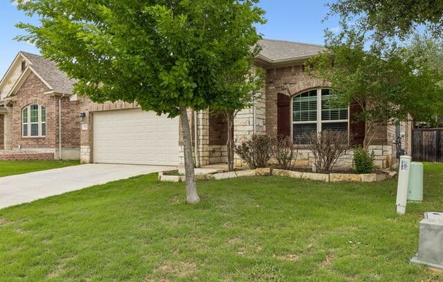 3-bedroom rental at 25752 Two Springs in San Antonio, TX — photo 3
