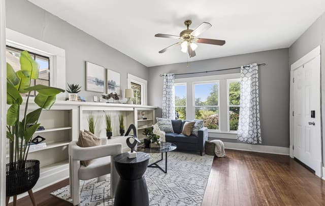 Home for sale at 526 Hammond Ave in San Antonio, TX — photo 5