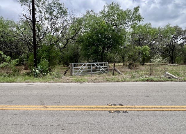 rental at 0 Low Bid Ln in San Antonio, TX — photo 2