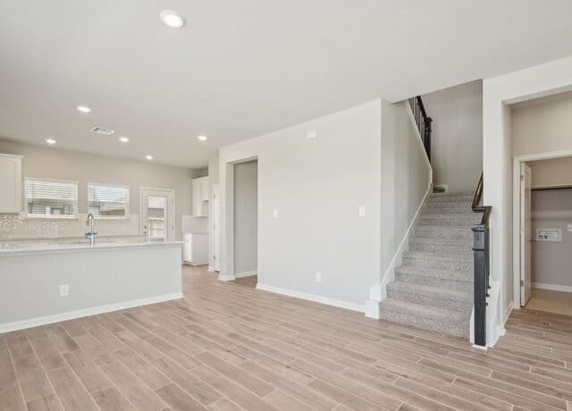 4-bedroom rental at 6511 Queen Carol in San Antonio, TX — photo 5