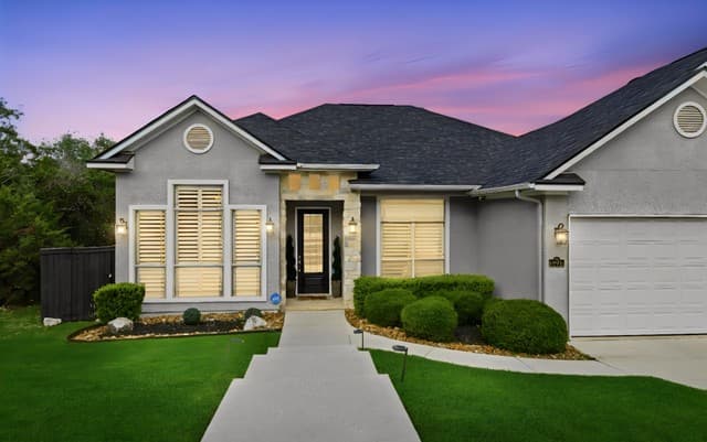 4-bedroom rental at 25910 Trickling Rock in San Antonio, TX — photo 3