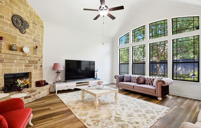 4-bedroom rental at 3023 Spider Lily in San Antonio, TX — photo 3